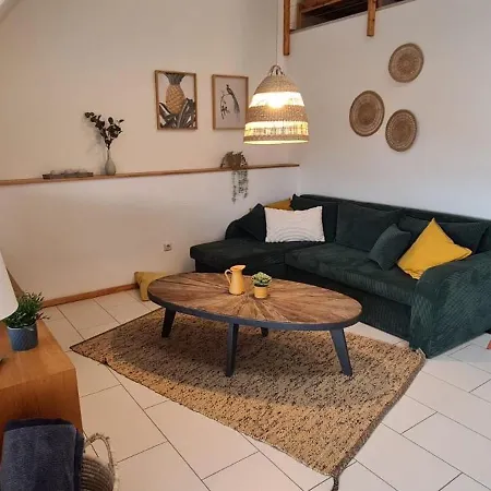 Апартаменты Urbanstay Rottendorf, Maisonette Vor Den Toren Wuerzburgs