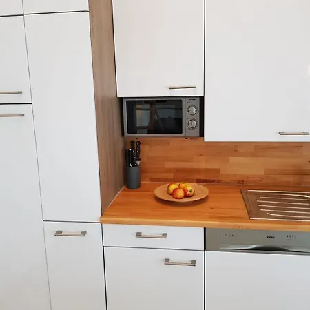 Urbanstay Rottendorf, Maisonette Vor Den Toren Wuerzburgs *